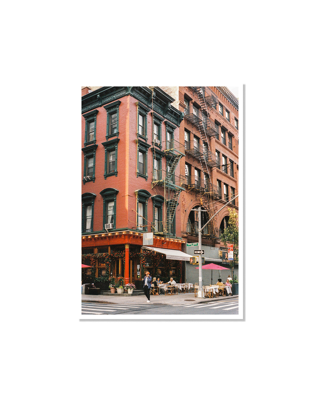 SoHo Corner Glow